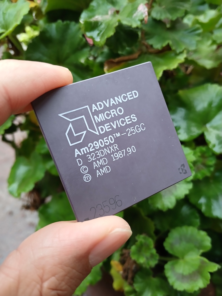 The AMD Am29050 processor