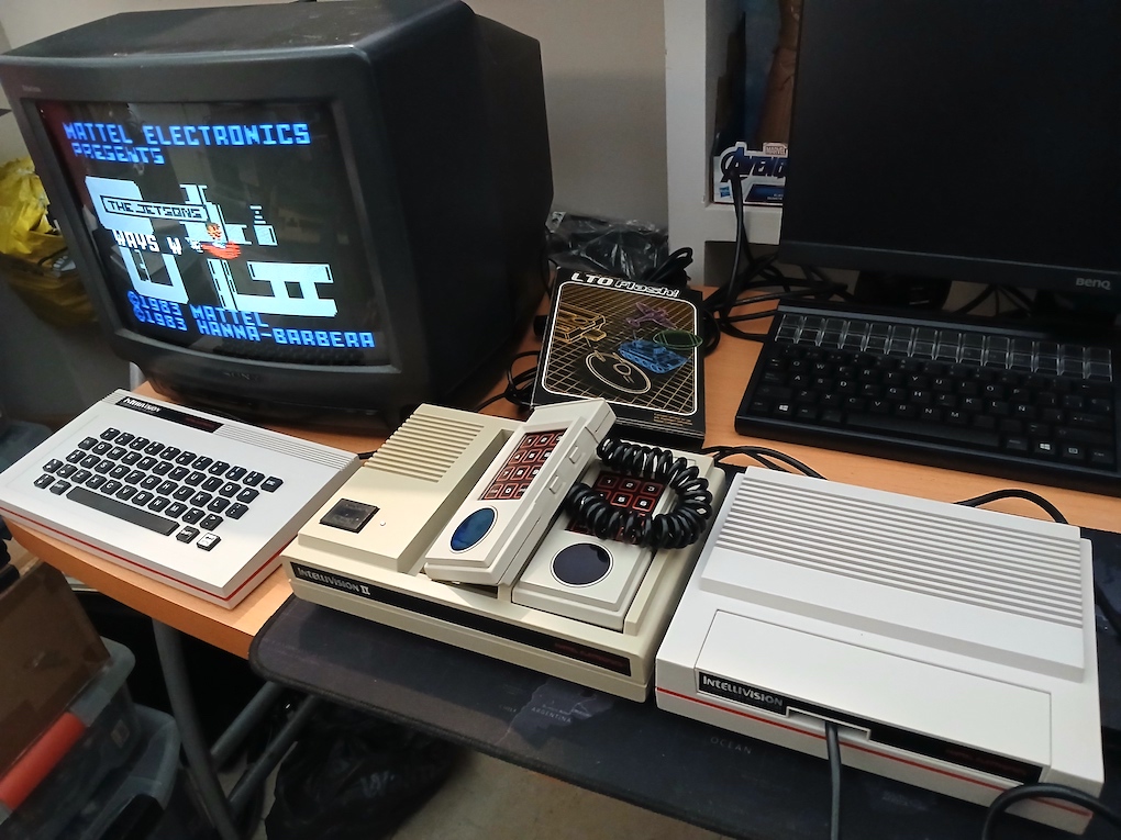 Mattel Electronics Intellivision along the ECS running Jetsons