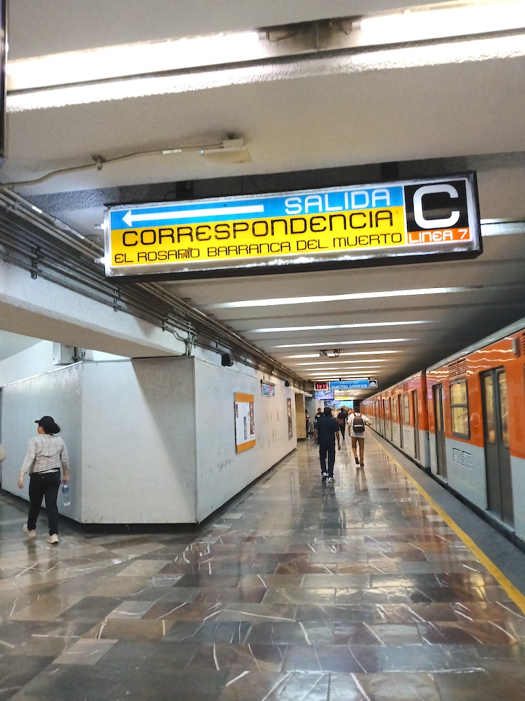 Mexico City's subway (metro)